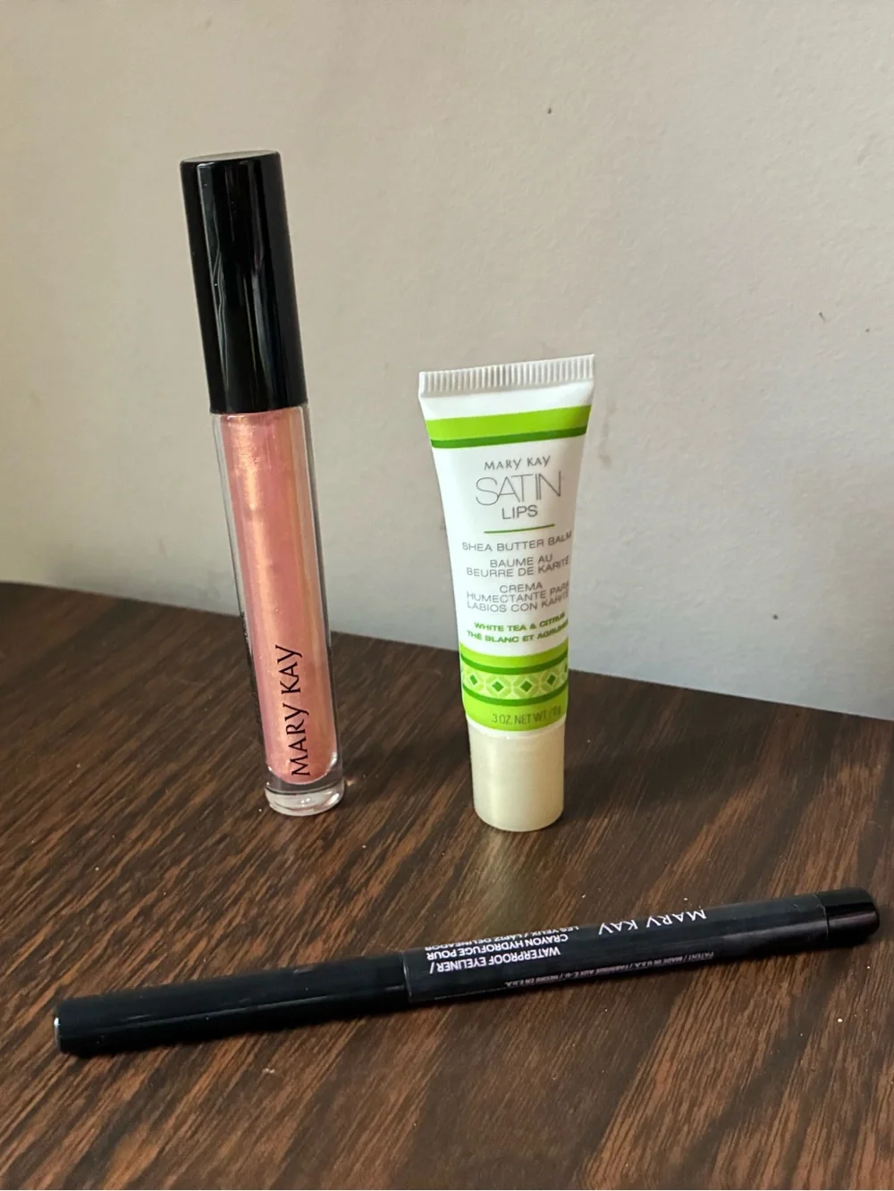 Mary Kay Lip Gloss, Satin Lips Shea Balm & Eyeliner Trio